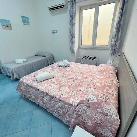 A Casa Da Antonio Apartamento Ísquia